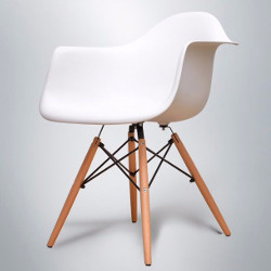 Białe nowoczesne krzesło